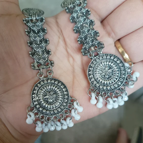 Oxidised silver earrings - Picture 5 of 5